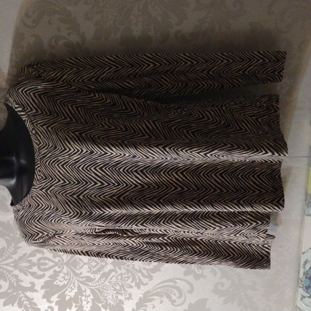 Vera Bradley long sleeve tee  XS - Picture 3 of 6
